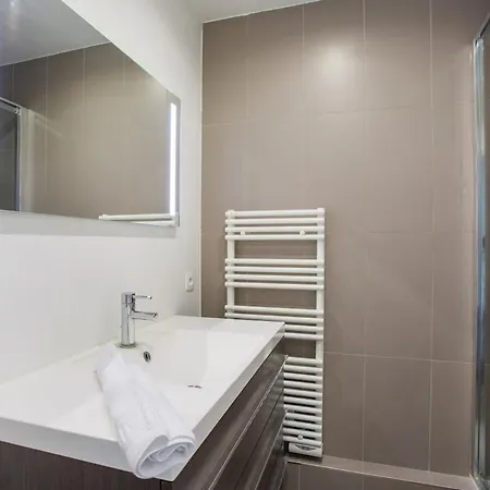 Climatise 1br Triangle D'or 아파트 *