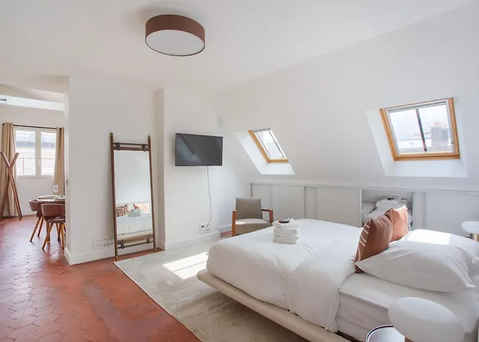 Climatise 1br Triangle D'or