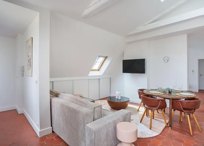 Lejlighed Climatise 1br Triangle D'or *